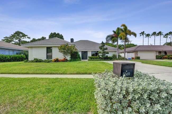 Photo - Boca Raton Beautifully Updated 4 Bedroom Pool Home
