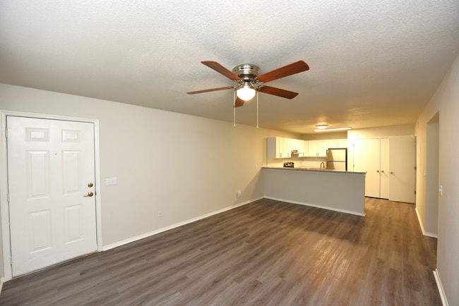 Keystone Crossing Apartment Homes