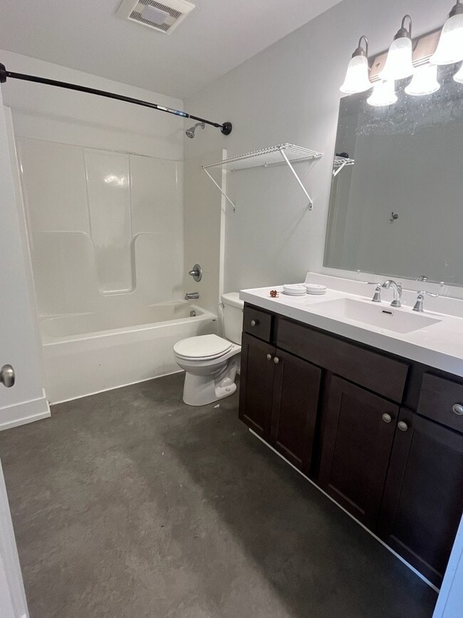 Photo - 3212 Babylon Rd