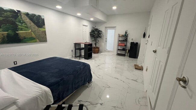 Photo - 10042 SW 161st Ave