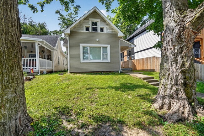 Photo - 1613 Fletcher Ave