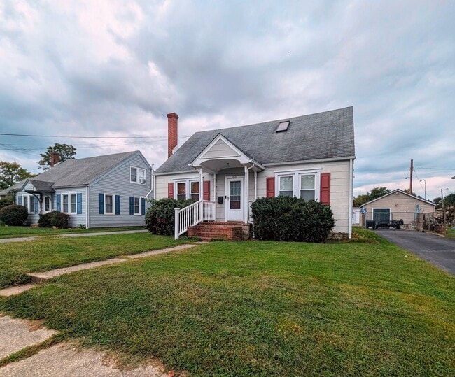 Photo - 3-Bedroom Gem with Master Suite and Detach...