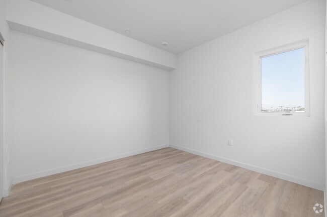 3BR, 2BA - 1,217SF - Bedroom