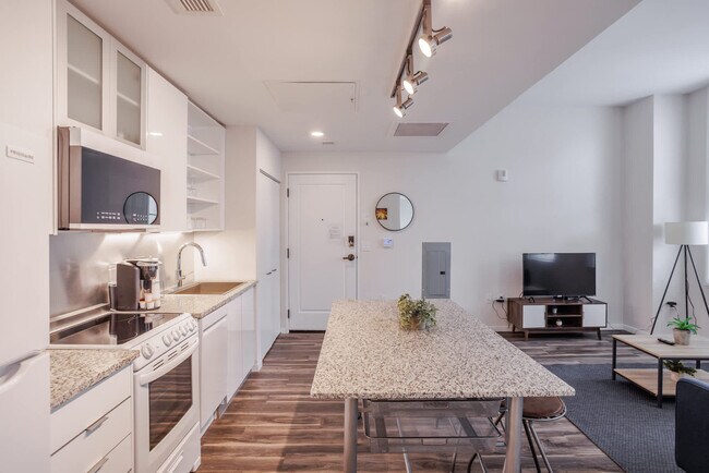 Photo - 9-JAN-JAN E 4th St Unidad ID1222844P