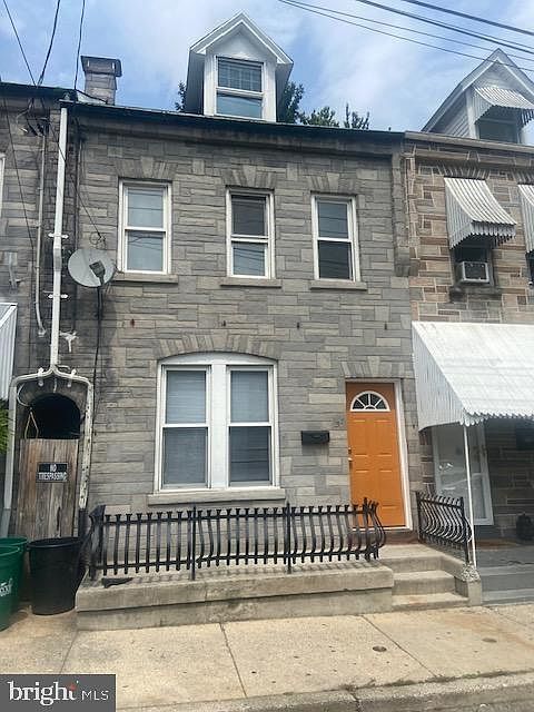 Building Photo - 31 New Dorwart St
