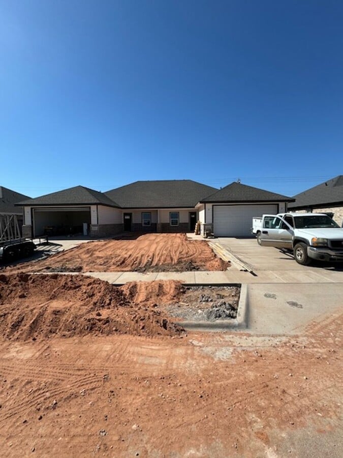 Photo - 7129 Tin Cup House