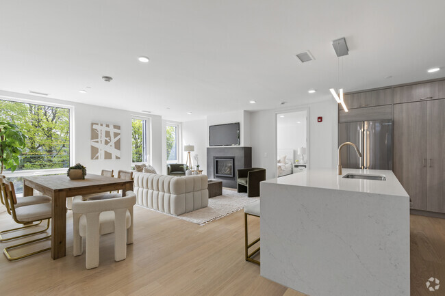 Building Photo - 33 Calvert St Rental