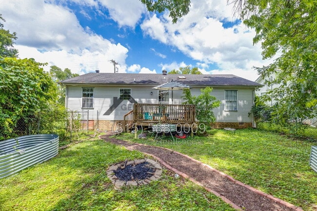 Photo - 2604 Vista Ln