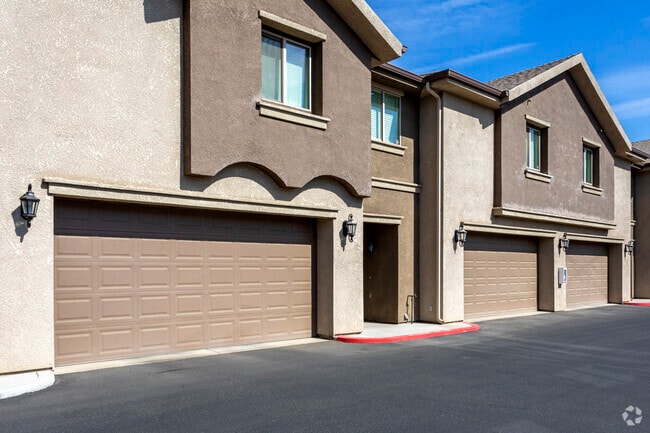 Maroa Court Apartments