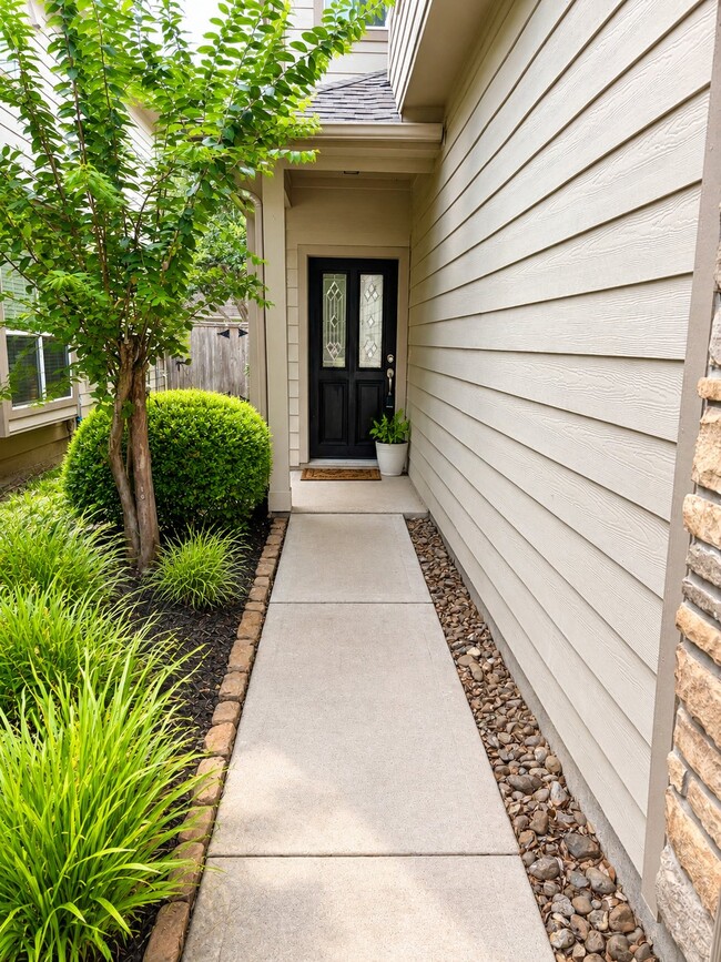 Photo - 24530 Folkstone Cir