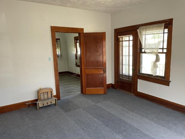 Photo - 610 Noble St