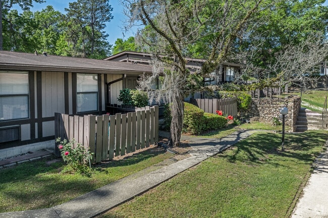 Photo - Ridgewood Apartments