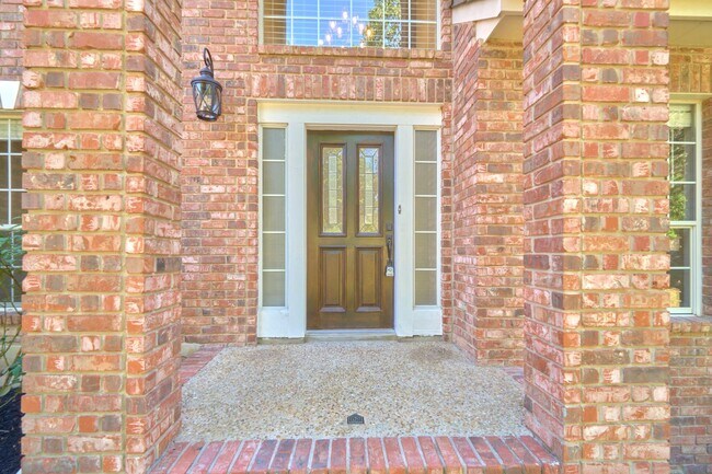 Photo - Mission Ridge beauty-4 bedroom 3 1/2 bath-...