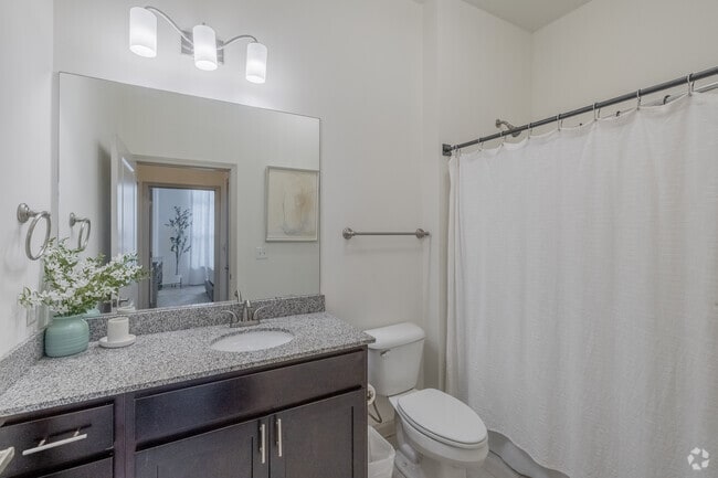 1BR, 1BA - The Concord - 675SF - Bathroom - Avalon at Seven Springs