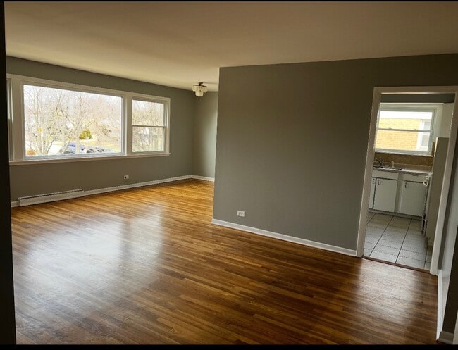 Building Photo - 8939 N Wisner St Unit 2