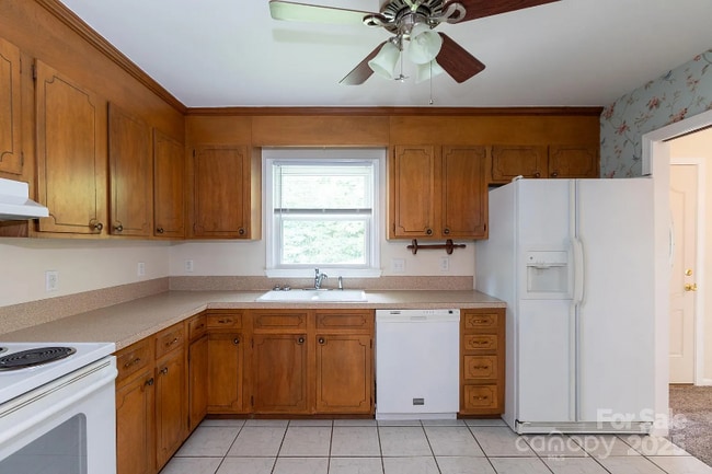 Photo - 1533 Bonnie Ln