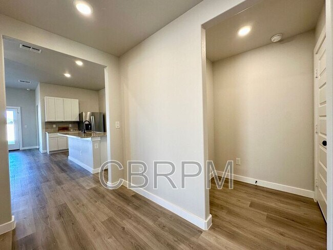 Photo - 2208 134th St