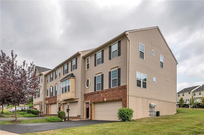 Photo - 356 Sunrise Dr