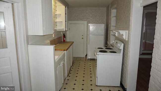Photo - 276 E Main St Unit 4