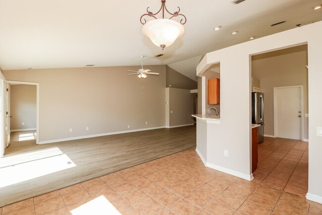 Photo - 18134 Leafwood Cir