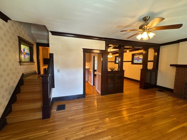 Photo - 4949 Nottingham Ave