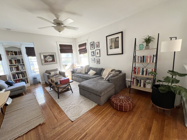 Photo - 604 Orange St Apartment Unit 2