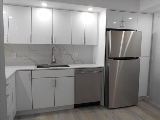 Photo - 1301 NE Miami Gardens Dr Unit 723W