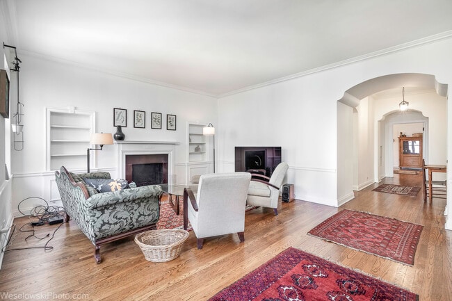 Photo - 5000 S Cornell Ave Unit 10A