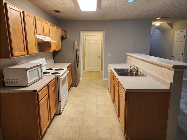 Photo - 6129 Brookechase Ln