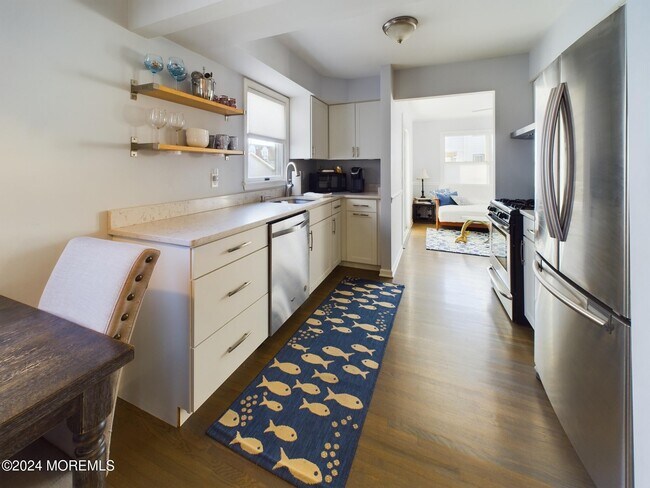 Photo - 107 Brinley Ave Unit 9