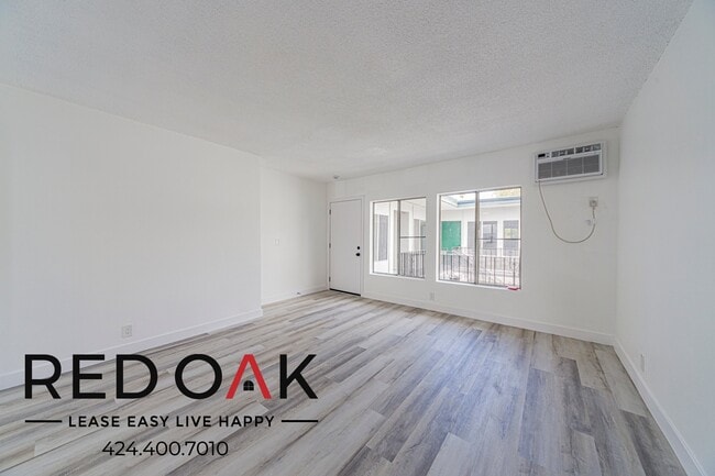 5233 Tilden Ave Unit 11