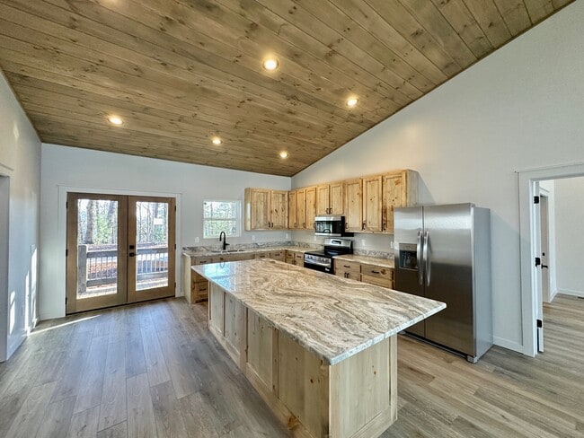 Photo - 660 Old Toccoa Rd