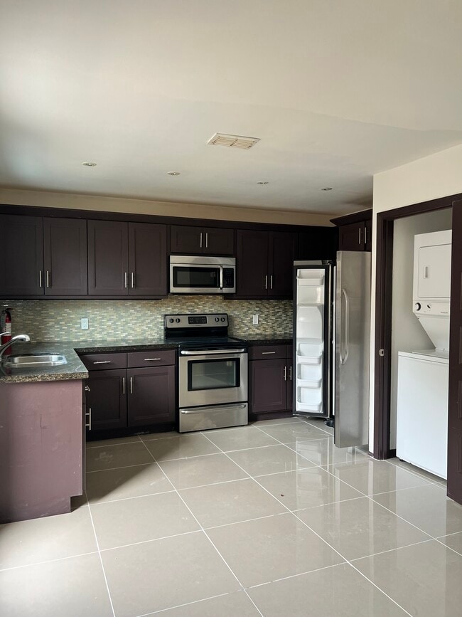 Photo - 2550 Weslaco Rd