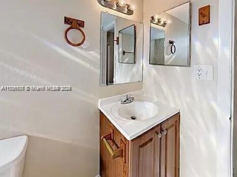 Photo - 624 SW 16th Ave