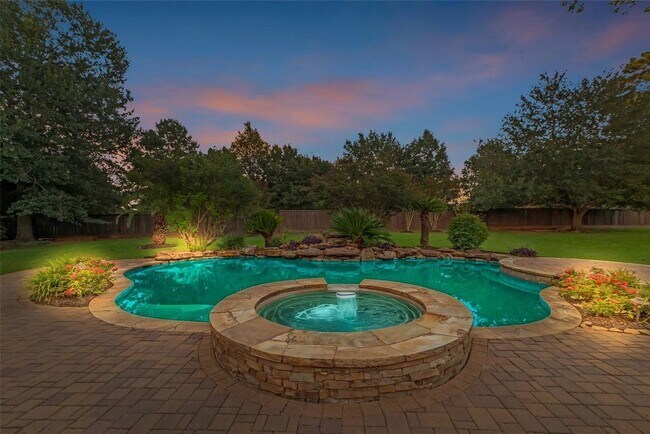 Photo - 19309 Whispering Grove E