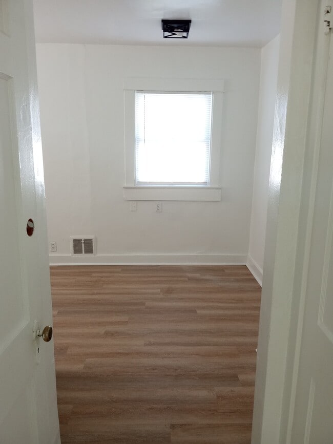 Comedor en la cocina - 2815 Kingston Ave