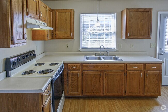 Building Photo - Towns on Evelyn Rental