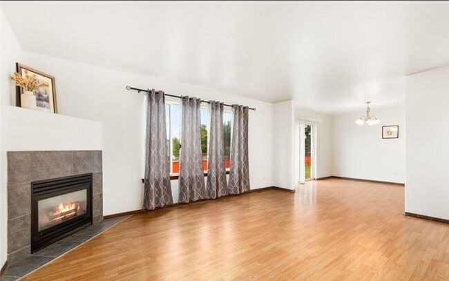 Photo - 9823 31st Ave SE