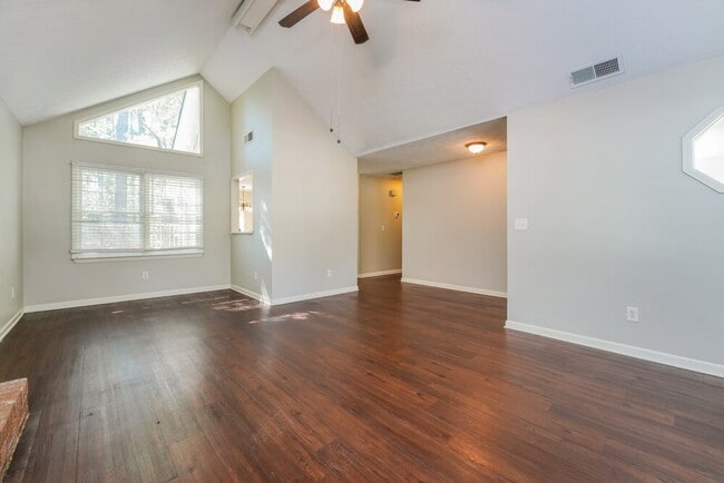 Photo - 1589 Cherry Hill Rd SW