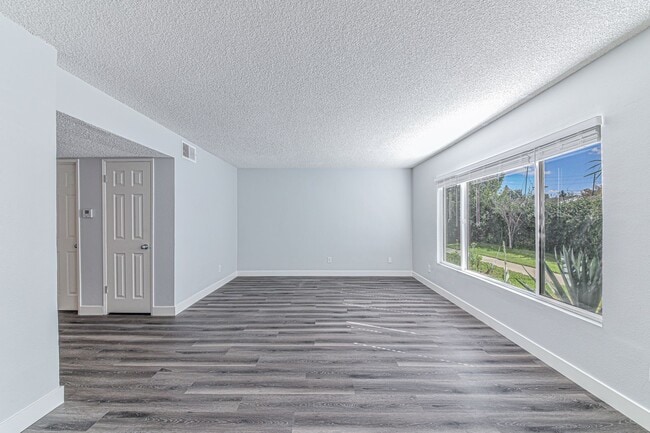 Photo - 1600 Mabury St Unidad 1610-N