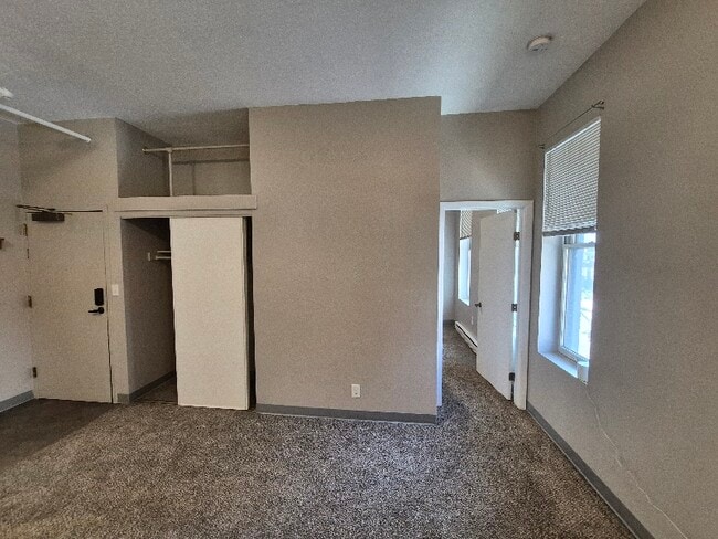 Photo - 301 N Riverfront Dr Unidad 205