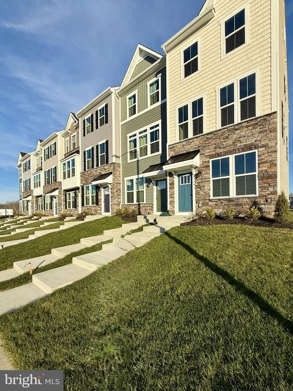 Photo - 9366 Tanfield Dr