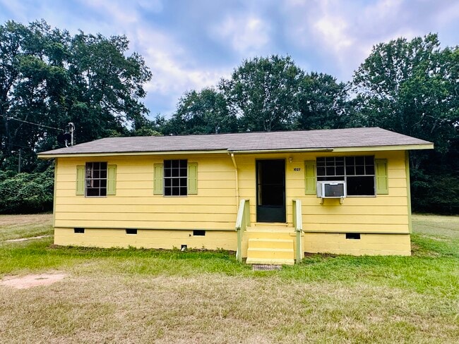 Photo - 1027 E Furlow St House