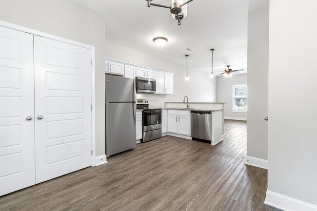 Photo - 215 Notgrass Rd