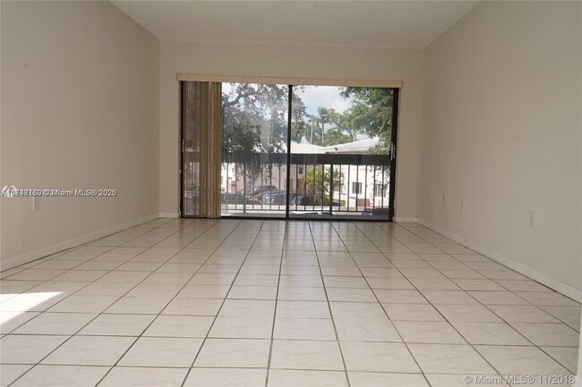 Photo - 5201 Orduna Dr Unit 12