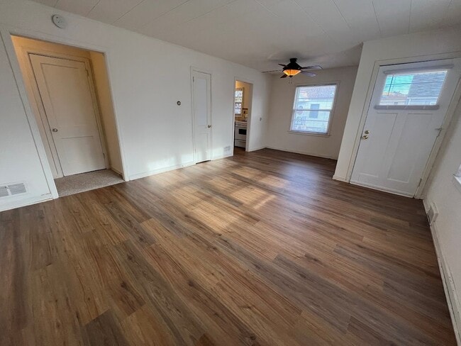 Photo - 152 Rodney Ct