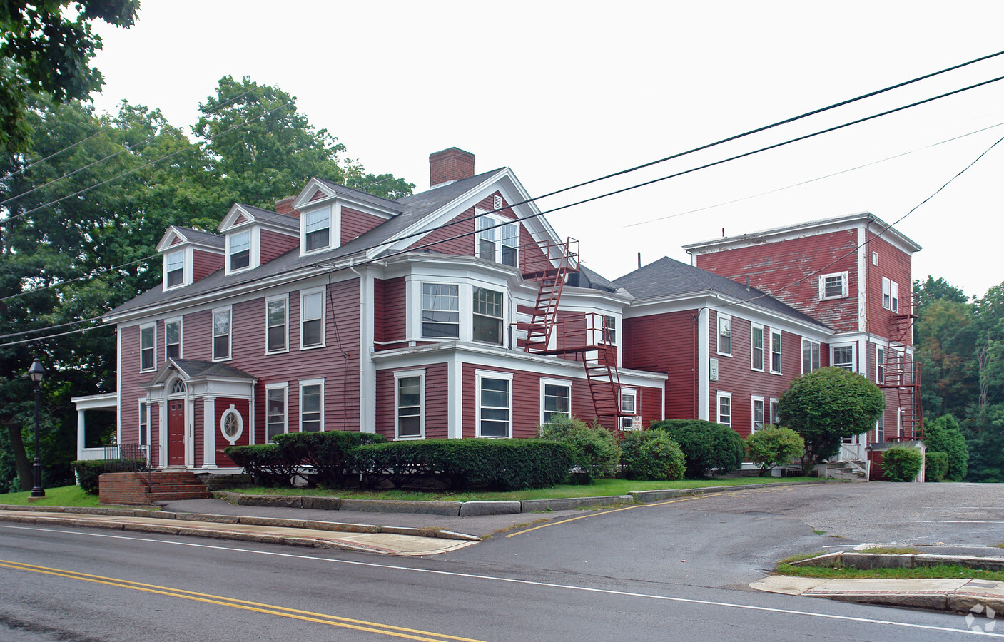 Photo - 19 Main St Apartments