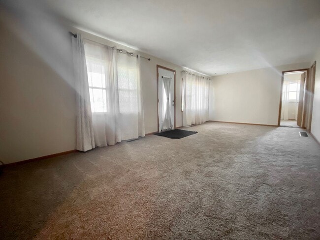 116 S 30th St