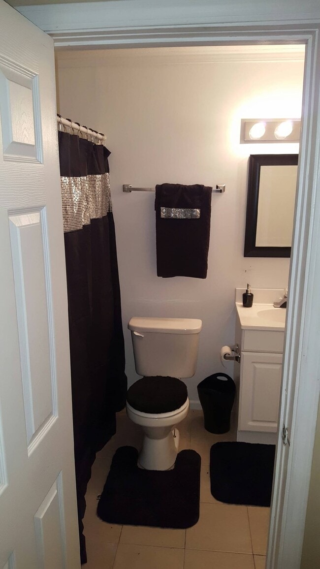 Photo - 7814 Rocky Glen Pl