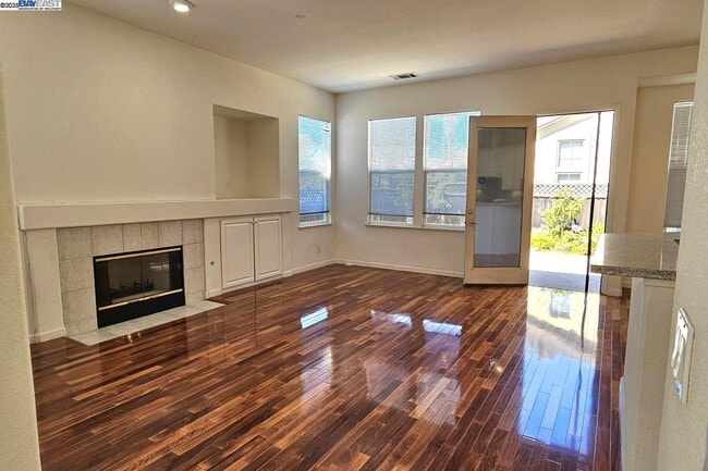 Photo - 43401 Laurel Glen Cmn